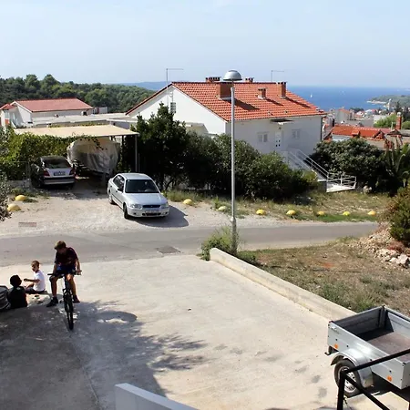 With A Parking Space Hvar - 5701